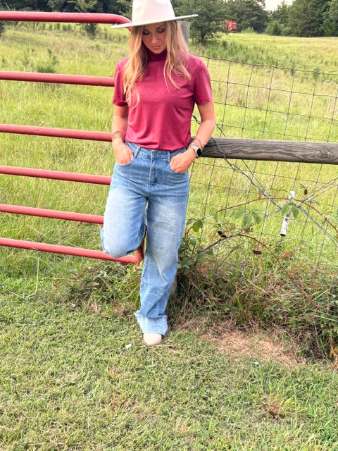 BURGUNDY MOCK NECK BASIC